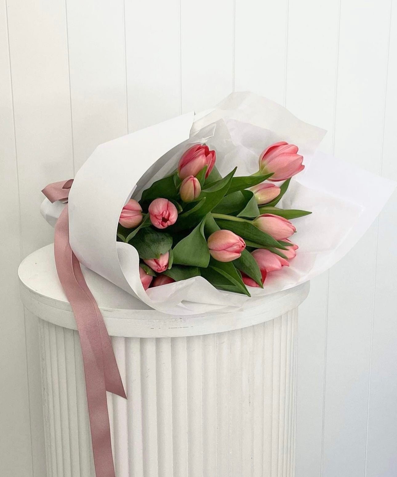 Tulips En Masse Mothers Day Only!!
