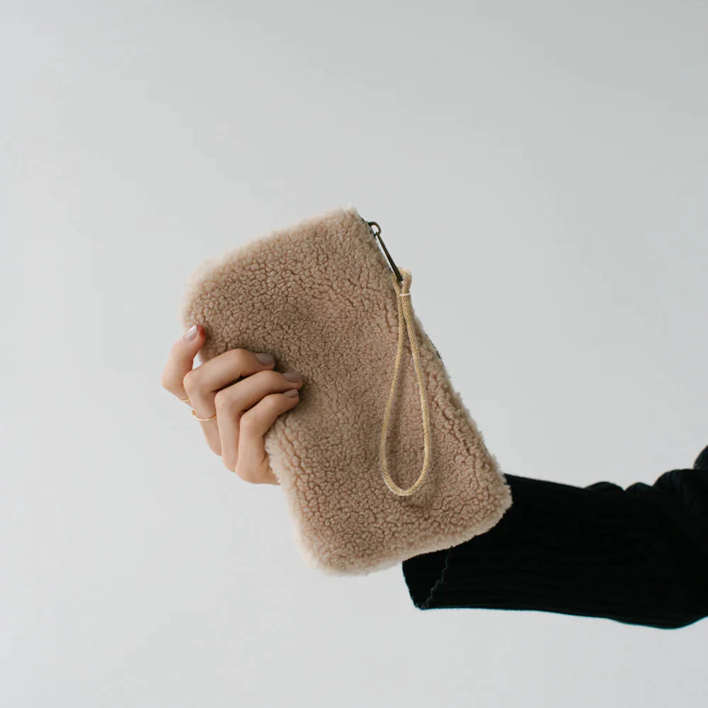 Fluffy Mini Pouch Stone | SOPHIE
